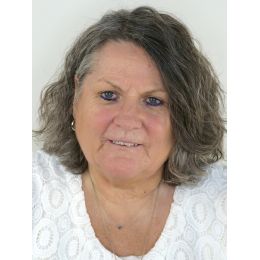 Geistiges Heilen, Schamanische Heilkraft, Gebetsheilung, Engelchannelings, Engelsitzungen, Arbeit mit Wesenheiten und Engeln Andrea Altlußheim