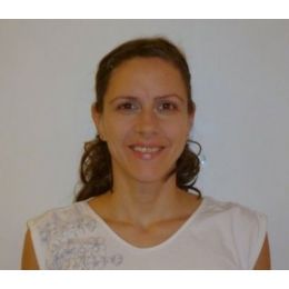 Reiki und TCM Therapeutin, Yoga Lehrerin Irene Stanton Zürich