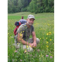 Kristall- und Heilstein-Therapeut, Lebensberatung Rolf Ebnat-Kappel Kristall- und Heilstein-Therapeut, Lebensberatung Rolf Ebnat-Kappel