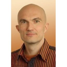 Oberton-Sänger und Stimm-Therapeut Miroslav Großer Berlin