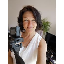 Channel-Medium, Seminarleiterin Bettina Ma'Ra'Na Schüttler Norden