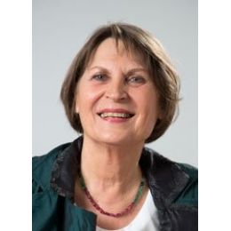 Geistige Heilerin, mediale Beraterin, Ausbilderin Christiane Maria  Edingen