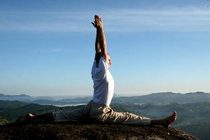 Florian in Hanumanasana