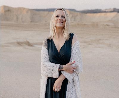 Claudia Lenz
