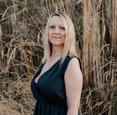 Claudia Lenz - Medium und Expertin für sensitiv-mediale Beratungen und Aura-Chirurgie