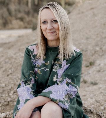 Claudia Lenz