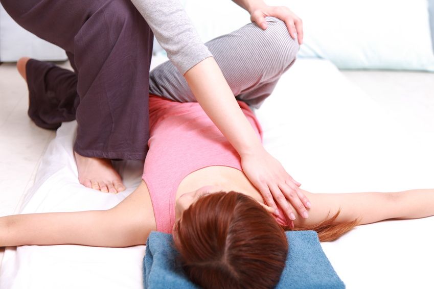 Osteopathie - den natürlichen Mechanismus im Körper wieder herstellen Osteopathie - den natürlichen Mechanismus im Körper wieder herstellen